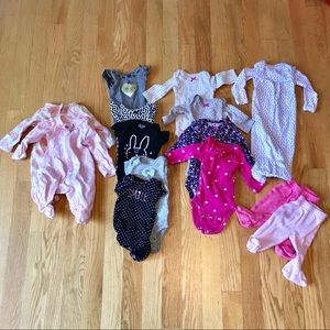 Girl’s clothing lot - size preemie